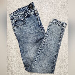 Stylish Women's Denim Skinny Jeans